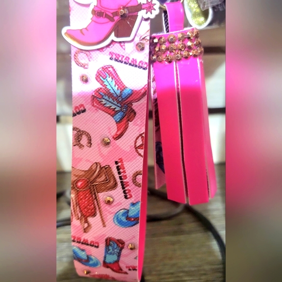Pink Western Pink Key Fob Wristlet 🎉2/$30🎉 - Picture 6 of 6